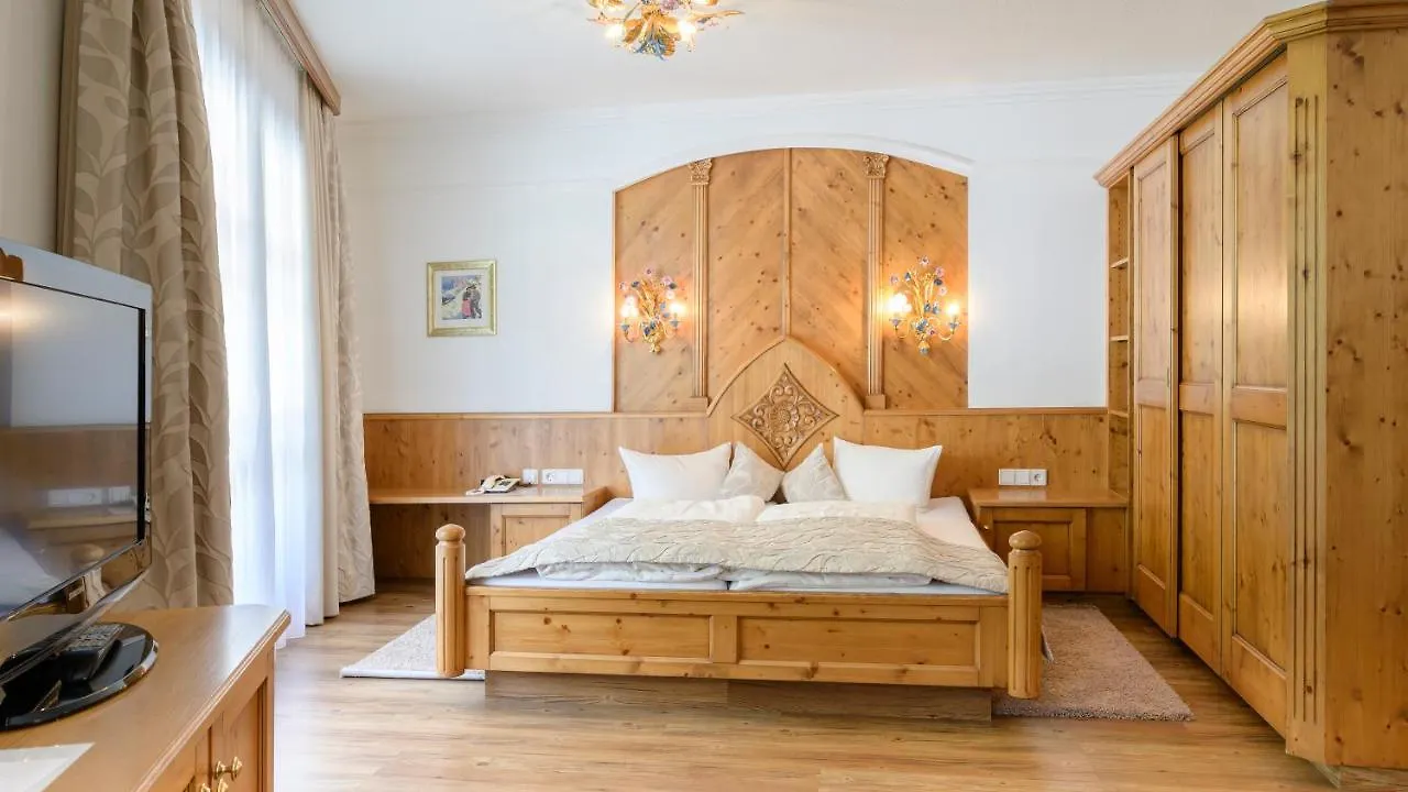 Hotel Garni Castel B&B Ischgl